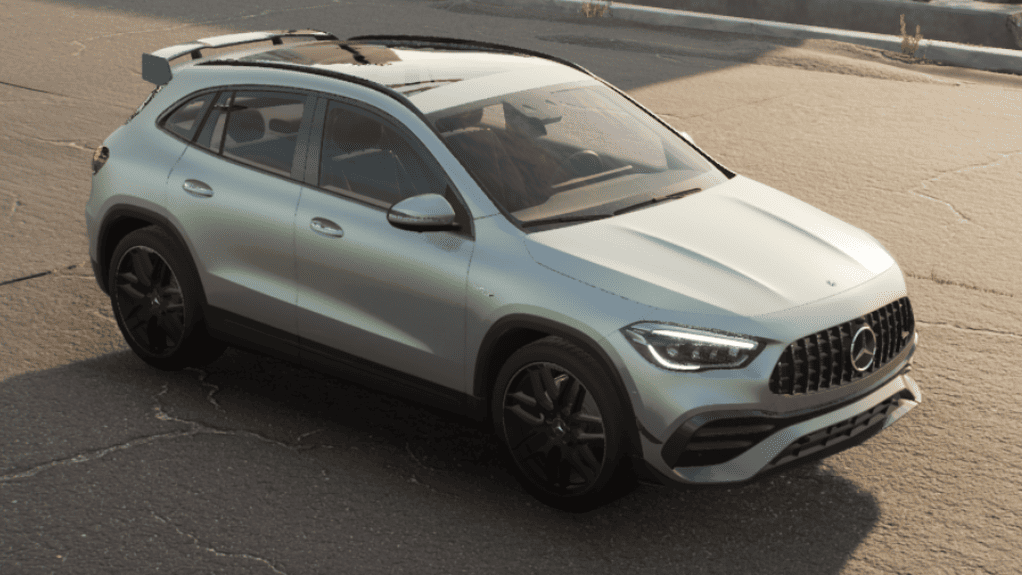 Autofolierung Frankfurt mit Avery Dennison Satin Khaki Green – Satin-Folie in khakigrünem Farbton für ein robustes und naturinspiriertes Design.