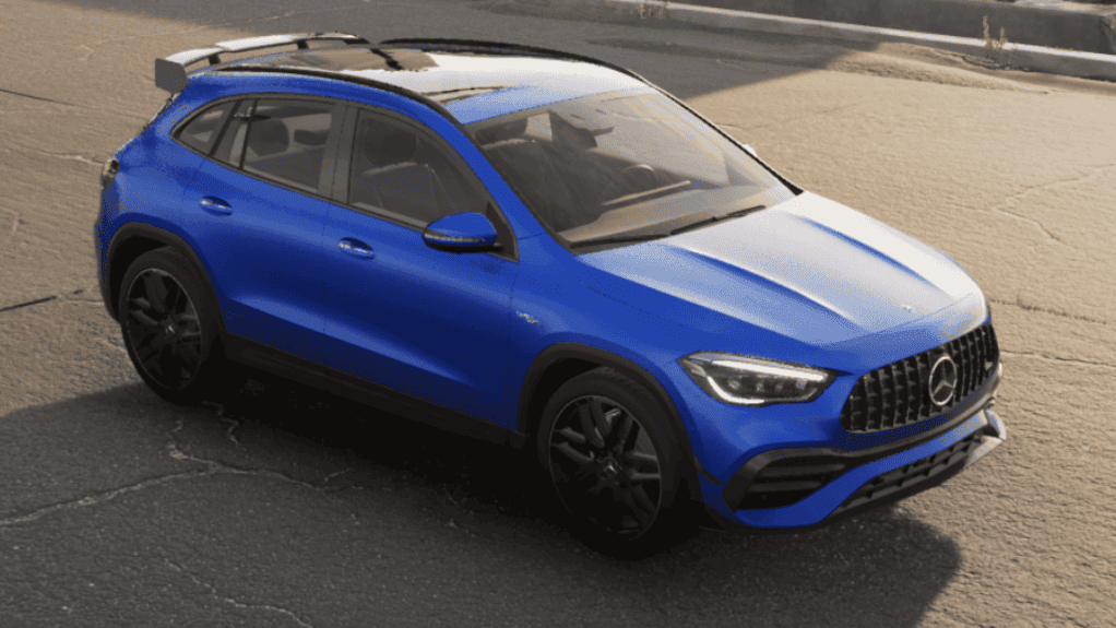 Autofolierung Frankfurt mit 3M Gloss Deep Blue Metallic – Hochglänzende Folie in tiefem Blau mit metallischem Schimmer für ein elegantes Design.